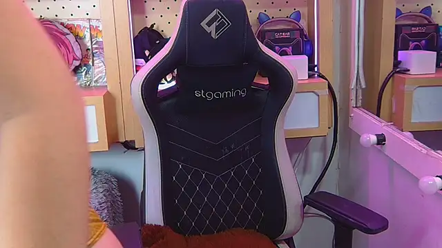 Vanessa frost online show from September 18, 4:36 am