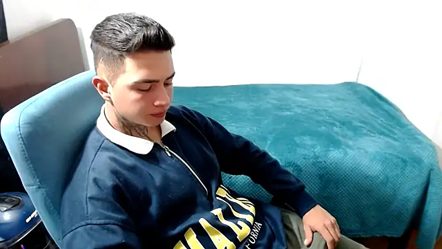 santii ss online show from October 5, 2:10 am