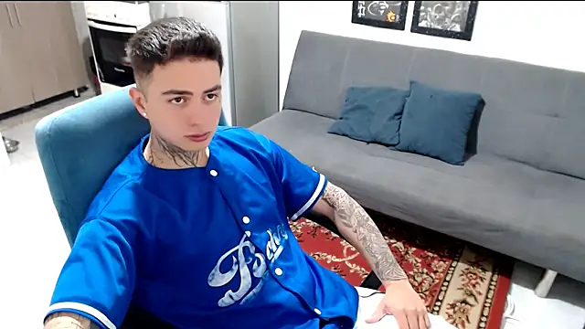 santii ss online show from January 6, 2:43 pm