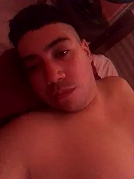 Snapshot of Paulo199117 chatting on October 13, 11:54 am Paulo199117 online show from October 13, 11:54 am