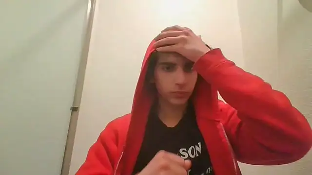 Snapshot of foxyboyy chatting on January 15, 8:19 am foxyboyy online show from January 15, 8:19 am