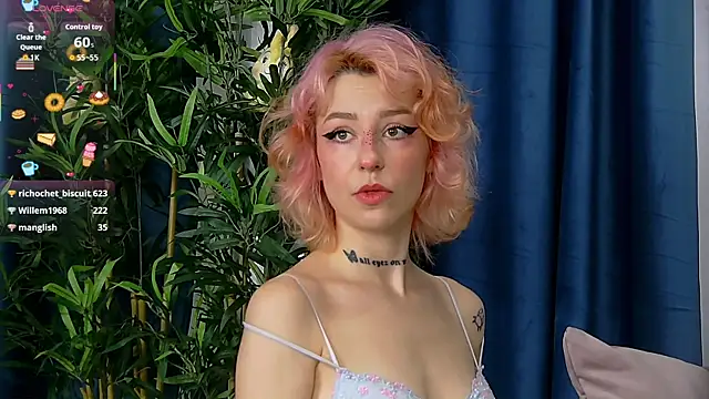 KristenRedd online show from September 18, 5:20 am