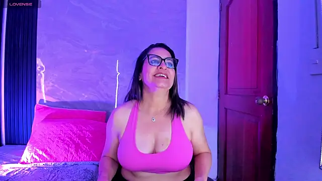 Agatha Pleasure online show from April 4, 12:02 pm