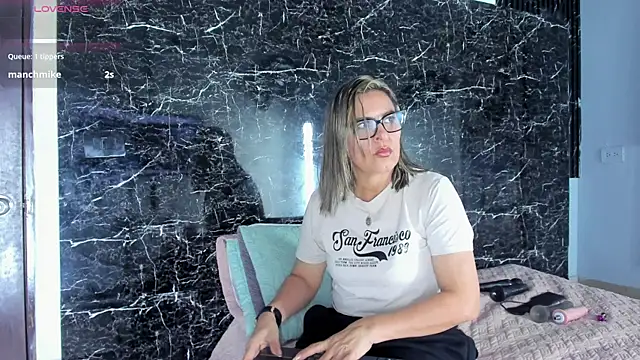 Agatha Pleasure online show from April 29, 12:20 pm