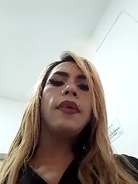 Snapshot of Daliana_Gounbolt chatting on October 1, 7:20 pm Daliana Gounbolt online show from October 1, 7:20 pm