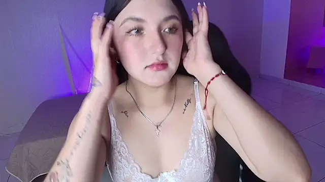 Celestee69 online show from October 22, 7:46 pm