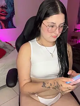 Celestee69 online show from November 11, 7:47 pm