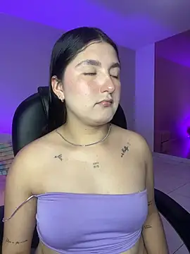 Celestee69 online show from February 2, 8:18 pm