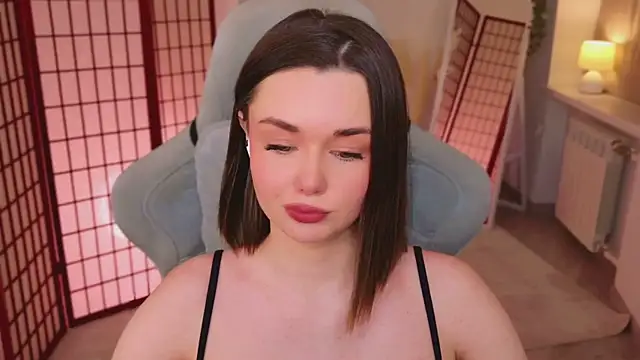 Snapshot of AvaFlower chatting on February 7, 2:54 pm AvaFlower online show from February 7, 2:54 pm