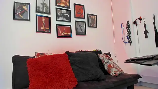 MistressNyx cg online show from November 18, 2:43 pm