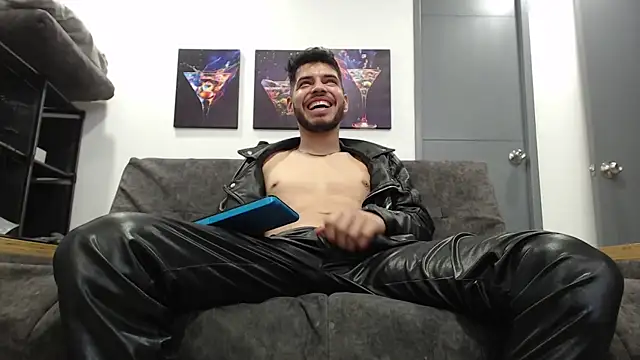 mackdaniels online show from December 4, 9:45 pm