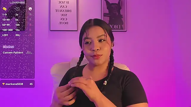 LizzyPonce online show from November 16, 10:43 am