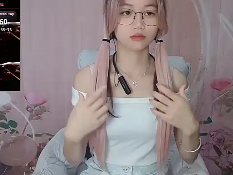 Snapshot of Lele-Baby chatting on September 22, 1:29 am Lele-Baby online show from September 22, 1:29 am