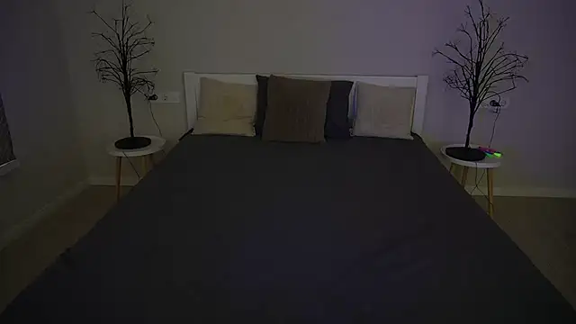 Snapshot of IvyLaurent chatting on October 5, 6:56 am IvyLaurent online show from October 5, 6:56 am