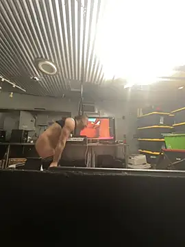 Snapshot of nolimitBackdoorman chatting on February 10, 2:37 am nolimitBackdoorman online show from February 10, 2:37 am