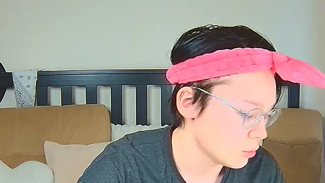 Derek Carter online show from October 4, 1:20 pm