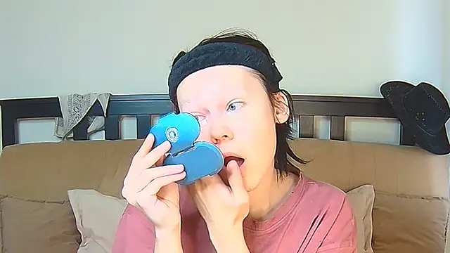 Snapshot of Derek_Carter chatting on March 22, 11:35 am Derek Carter online show from March 22, 11:35 am