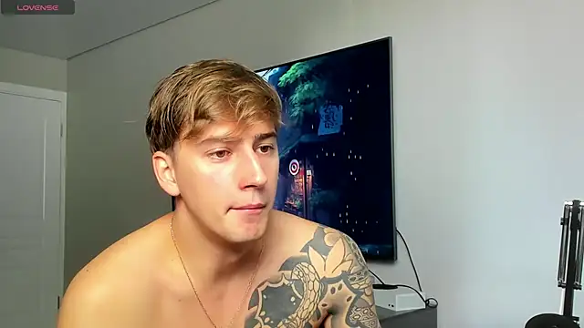 DaniHort online show from October 9, 9:18 am