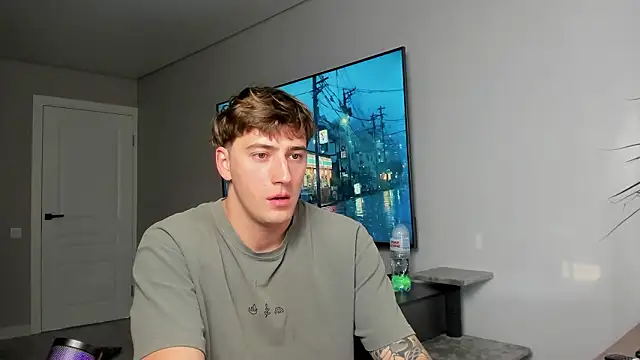 DaniHort online show from March 21, 7:35 am