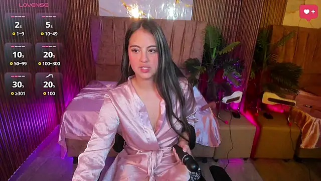 juanita tay online show from May 12, 11:40 am