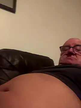 mke1874 online show from December 18, 8:42 am