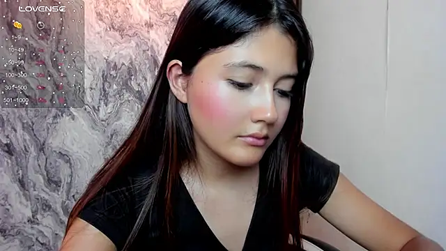 Snapshot of amy_innocent_1 chatting on February 19, 9:00 pm amy innocent 1 online show from February 19, 9:00 pm