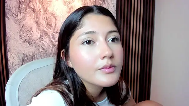Snapshot of amy_innocent_1 chatting on April 3, 9:57 pm amy innocent 1 online show from April 3, 9:57 pm
