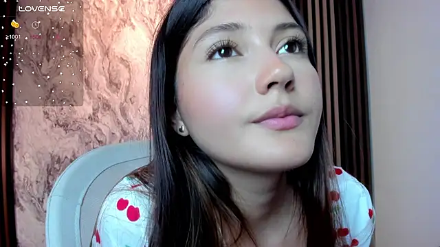 Snapshot of amy_innocent_1 chatting on April 16, 9:50 pm amy innocent 1 online show from April 16, 9:50 pm