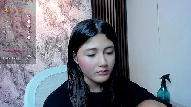 Snapshot of amy_innocent_1 chatting on April 18, 10:54 pm amy innocent 1 online show from April 18, 10:54 pm