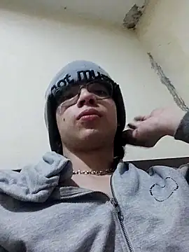 herlw online show from February 10, 7:56 am