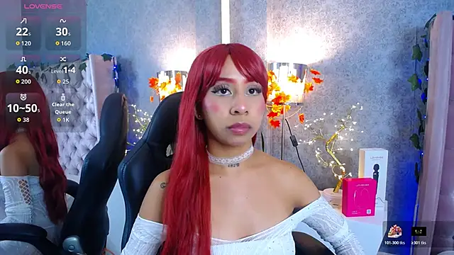 laila stilwiills online show from February 4, 3:01 am