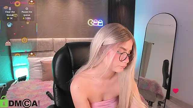 Arinextdoor online show from March 26, 8:47 pm