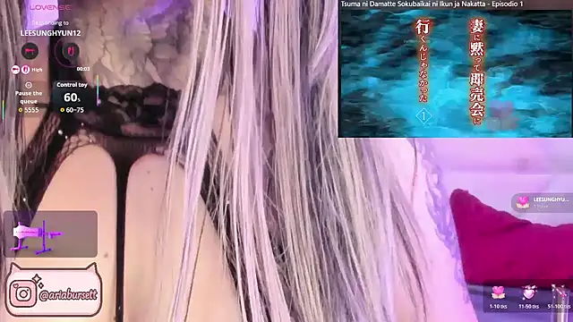 AriaBursett online show from October 25, 3:40 pm