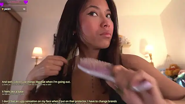 Snapshot of violeth____ chatting on March 20, 1:49 pm violeth online show from March 20, 1:49 pm