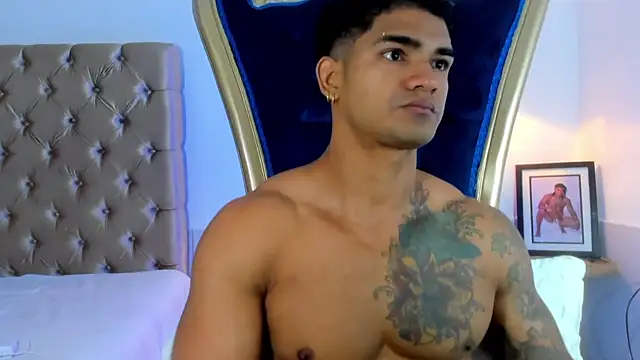 antonio  444 online show from October 14, 11:33 am