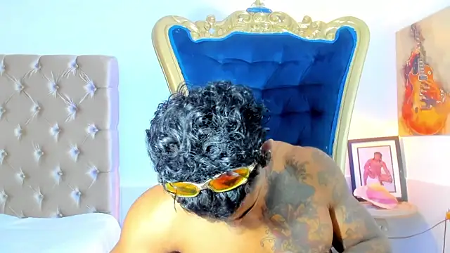 antonio  444 online show from May 4, 7:21 pm
