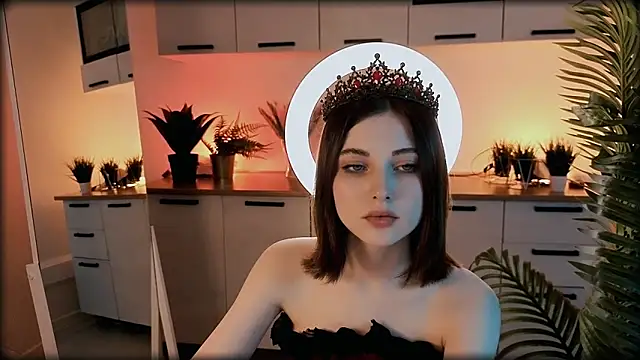 Kimmie shine online show from September 19, 8:38 am