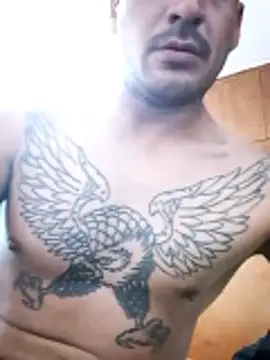 bigandstrong2217 online show from December 16, 4:39 am