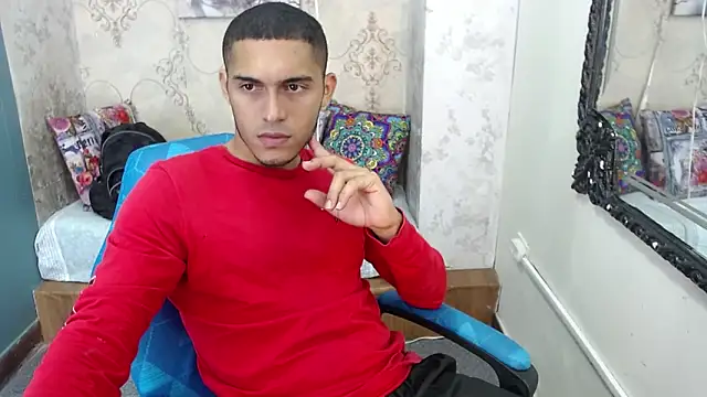 Snapshot of Derek_Storm_ chatting on September 25, 2:48 am Derek Storm online show from September 25, 2:48 am