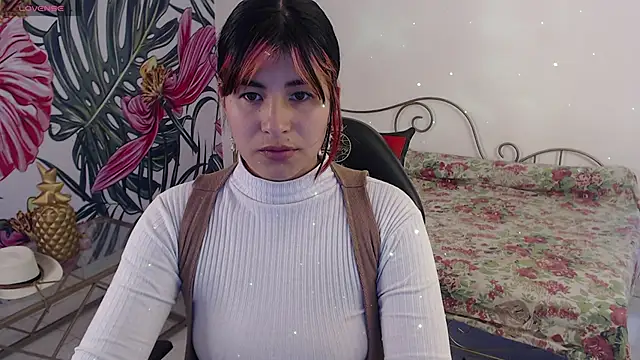 Snapshot of Nina_harper_ chatting on October 28, 8:00 pm Nina harper online show from October 28, 8:00 pm