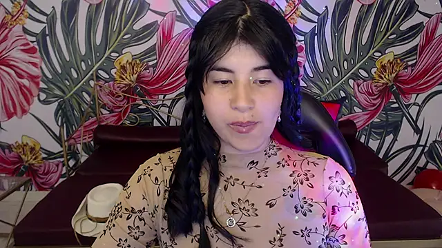 Snapshot of Nina_harper_ chatting on November 4, 7:57 pm Nina harper online show from November 4, 7:57 pm