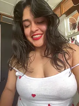 EmilyNoir1 online show from March 30, 9:05 pm