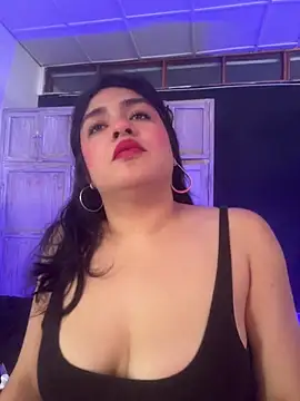 EmilyNoir1 online show from May 4, 9:44 pm