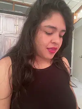 EmilyNoir1 online show from May 14, 8:04 pm