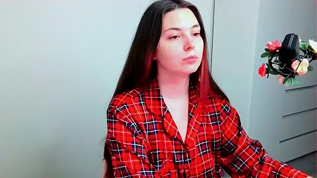 Snapshot of peachyness chatting on December 19, 3:30 pm peachyness online show from December 19, 3:30 pm