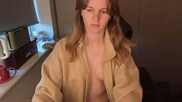 Snapshot of Lilly-Luscious chatting on December 2, 3:18 pm Lilly-Luscious online show from December 2, 3:18 pm