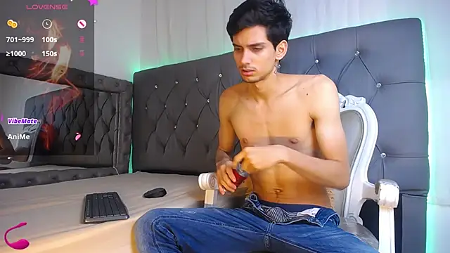 Snapshot of Sebalexis7 chatting on October 2, 3:02 am Sebalexis7 online show from October 2, 3:02 am