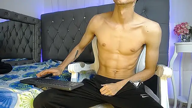 Snapshot of Sebalexis7 chatting on October 8, 3:04 am Sebalexis7 online show from October 8, 3:04 am