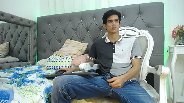 Snapshot of Sebalexis7 chatting on October 10, 3:16 am Sebalexis7 online show from October 10, 3:16 am