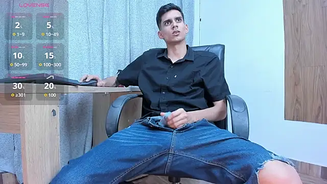 Snapshot of Sebalexis7 chatting on November 1, 2:46 am Sebalexis7 online show from November 1, 2:46 am